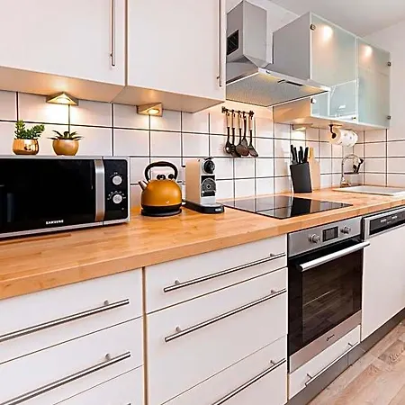 Отель Smart - - Perfect For 6 Guests - - Netflix - Schwebebahn - Free Parking Zone Вупперталь