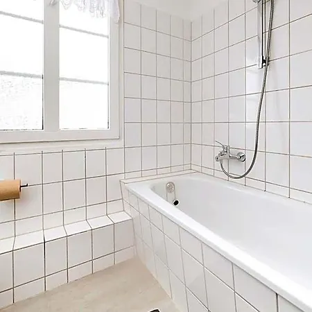 Smart - - Perfect For 6 Guests - - Netflix - Schwebebahn - Free Parking Zone Вупперталь